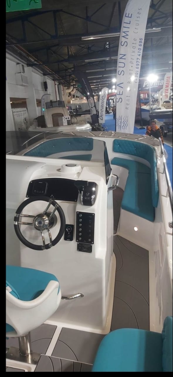 Batouni Marine — ATLAS 800 — λεπτομέρεια